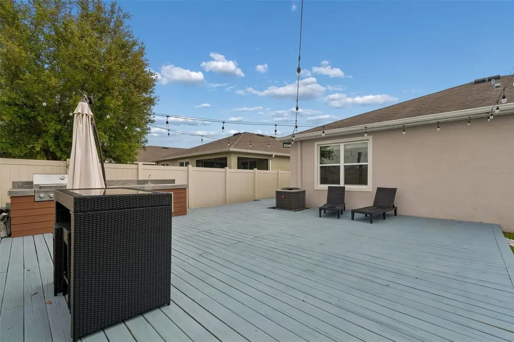 1135 Pipestone Place Wesley Chapel FL 33543