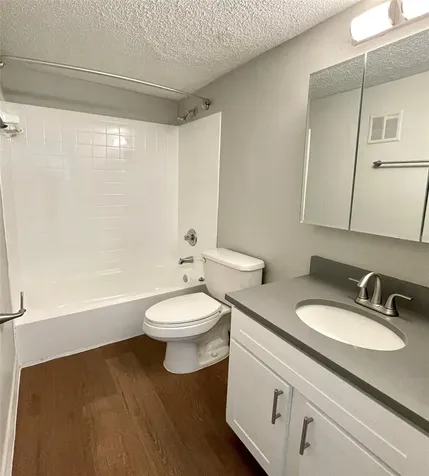 3602 S Macdill Avenue Tampa FL 33629