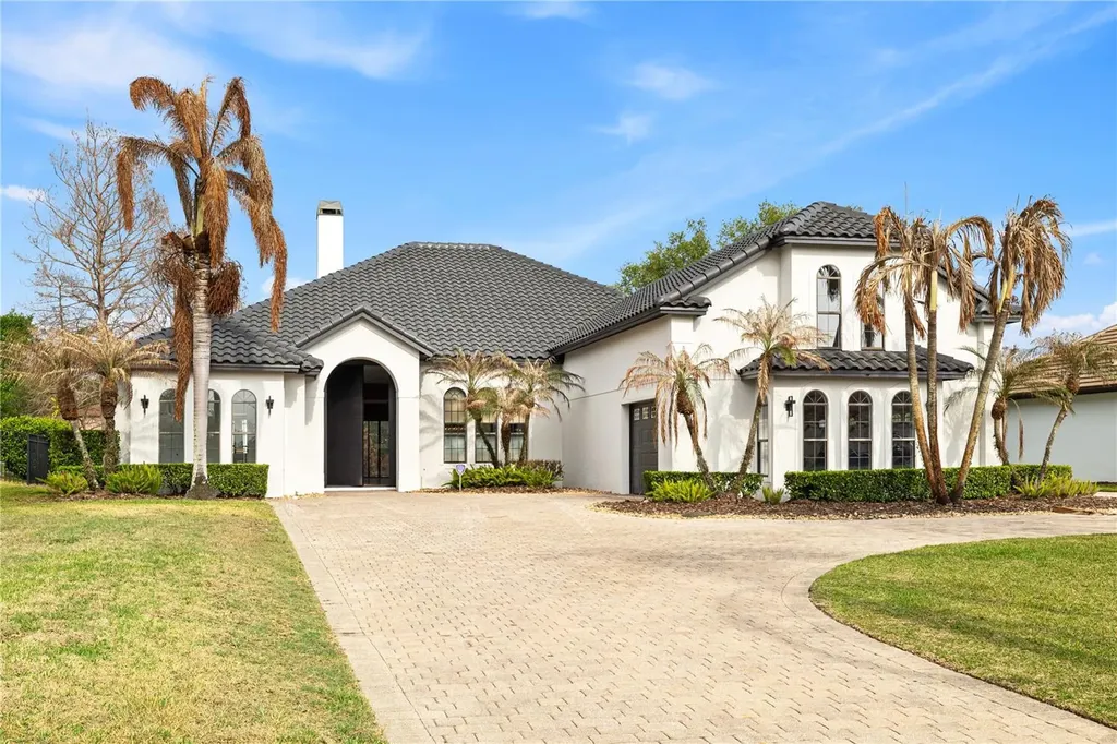 812 Johns Point Drive Oakland FL 34787