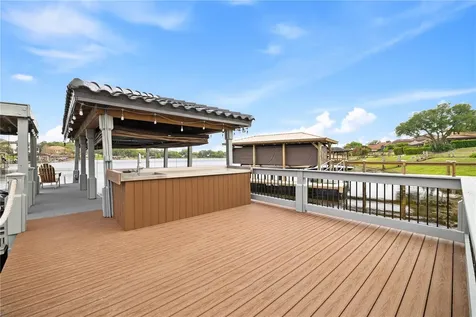812 Johns Point Drive Oakland FL 34787