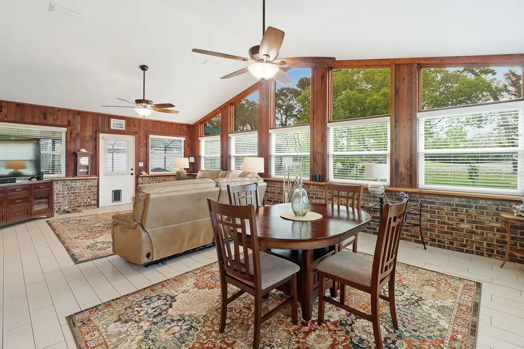 407 Glen Abbey Lane Debary FL 32713