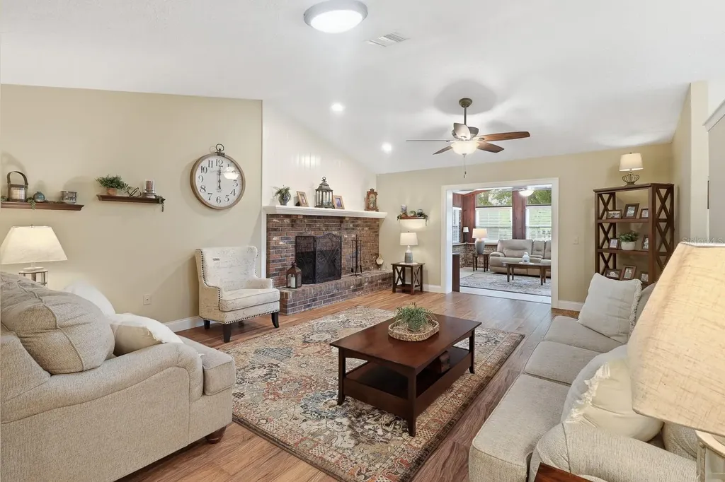 407 Glen Abbey Lane Debary FL 32713