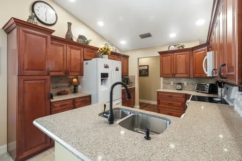 407 Glen Abbey Lane Debary FL 32713