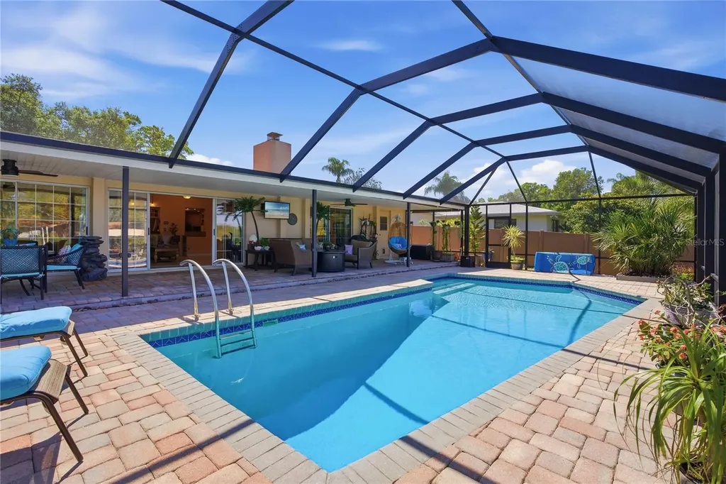 2138 Egret Drive Clearwater FL 33764