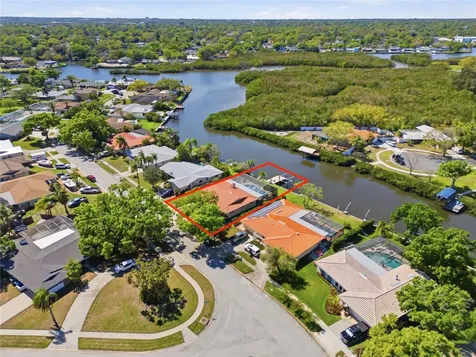 2138 Egret Drive Clearwater FL 33764