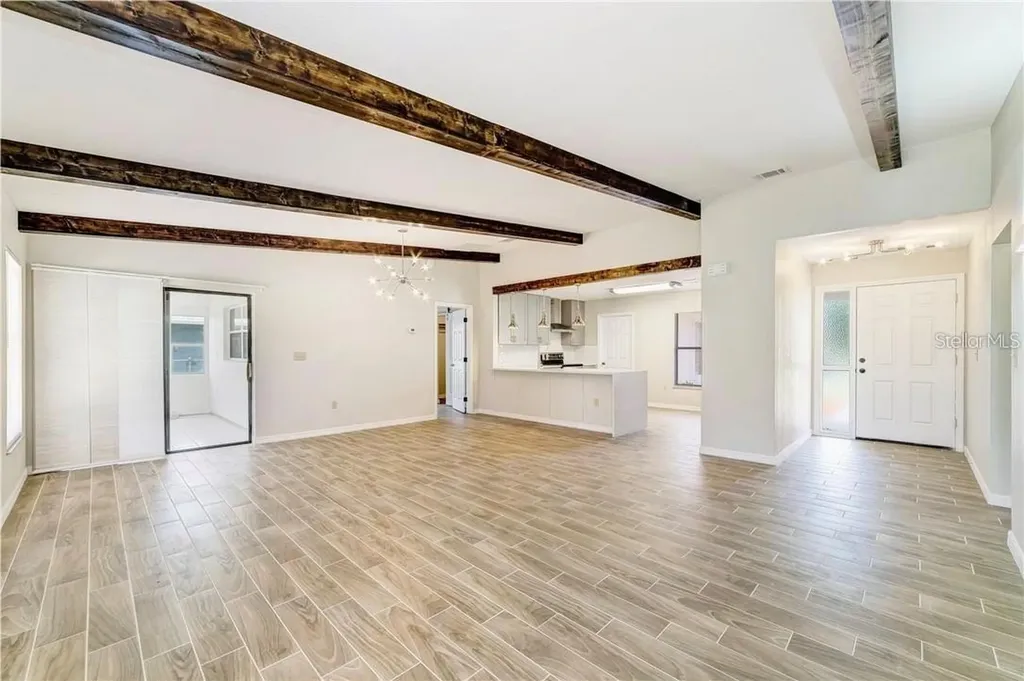 612 Estrada Lane Kissimmee FL 34758