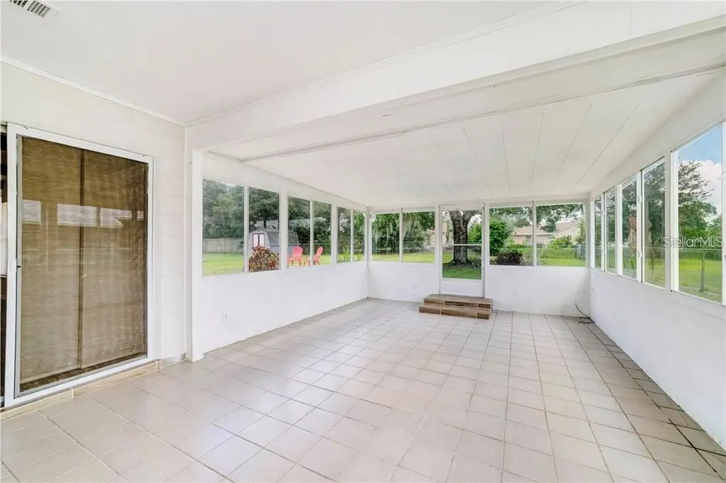 612 Estrada Lane Kissimmee FL 34758