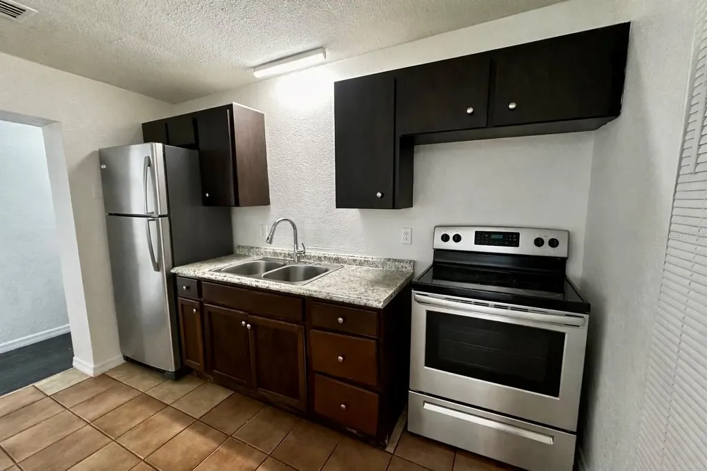 4655 Cepeda Street Orlando FL 32811