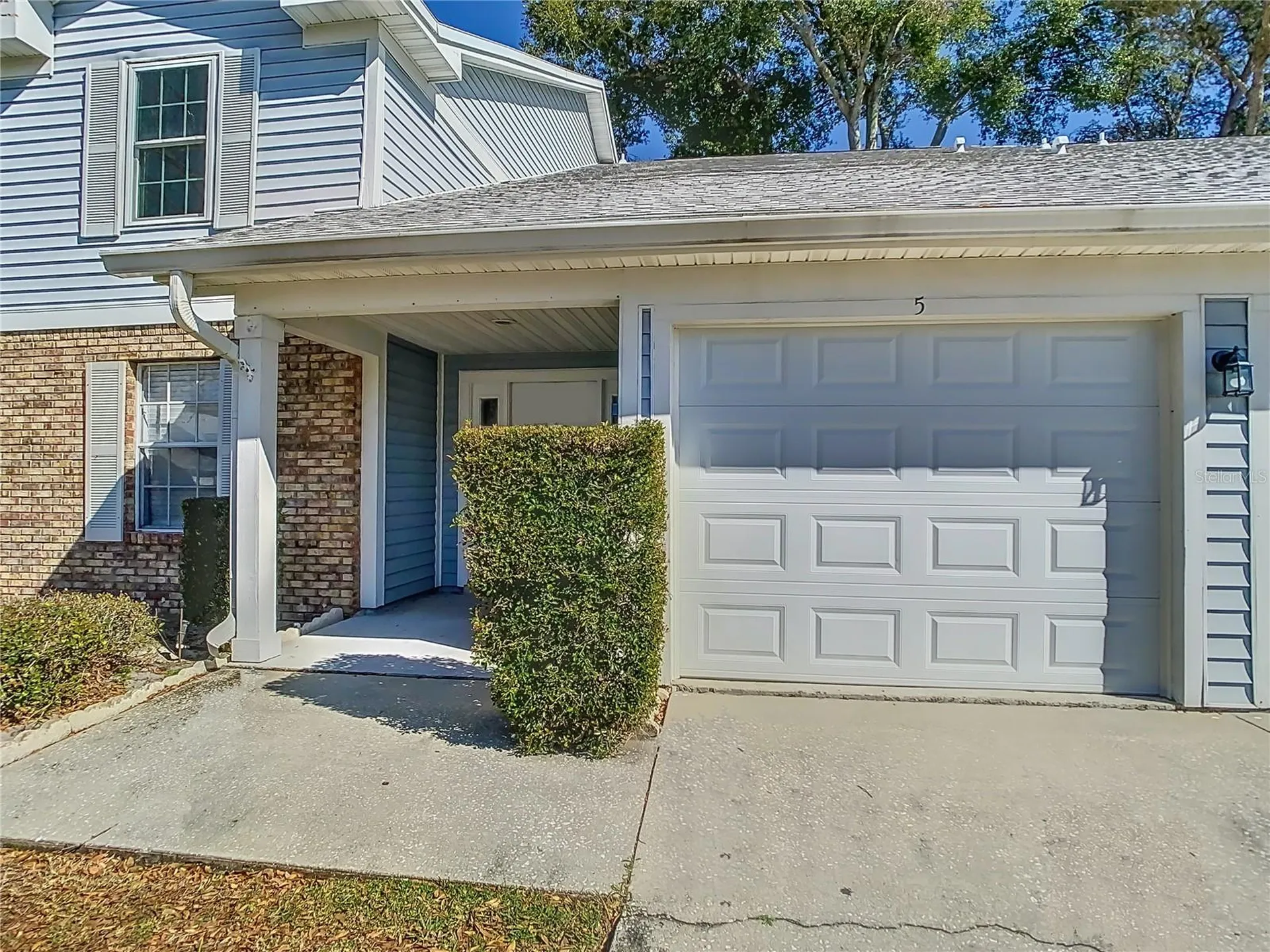 2025 Eastbourne Way Orlando FL 32812