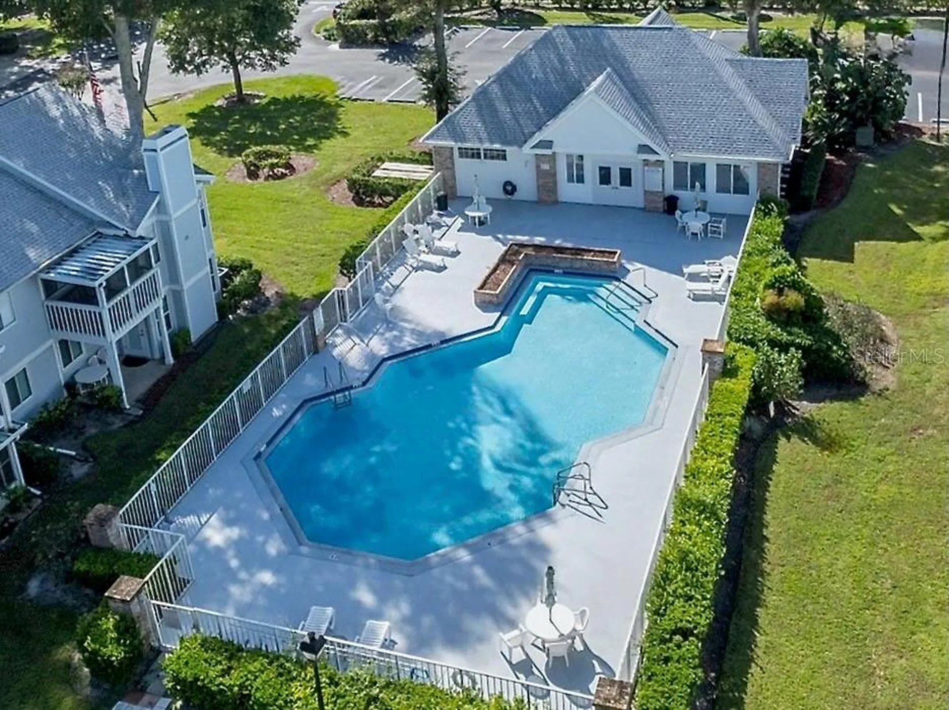 2025 Eastbourne Way Orlando FL 32812