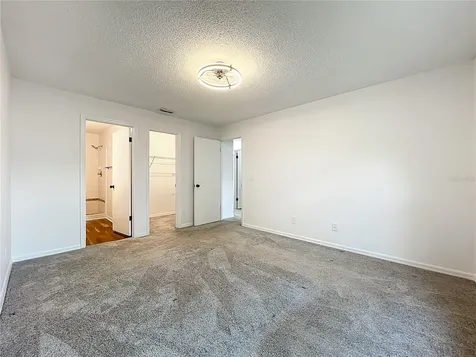 2025 Eastbourne Way Orlando FL 32812