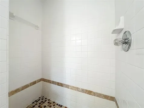 2025 Eastbourne Way Orlando FL 32812