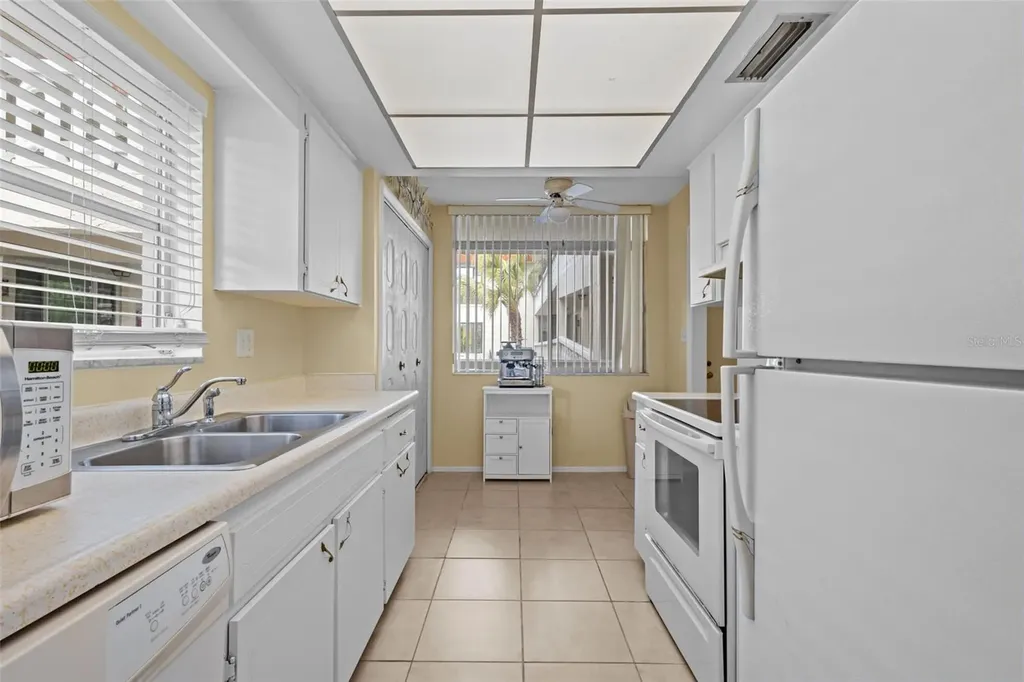 1009 Pearce Drive Clearwater FL 33764