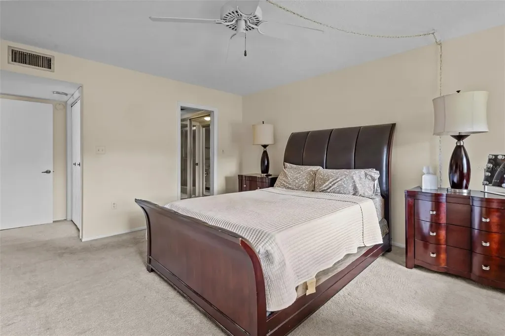 1009 Pearce Drive Clearwater FL 33764