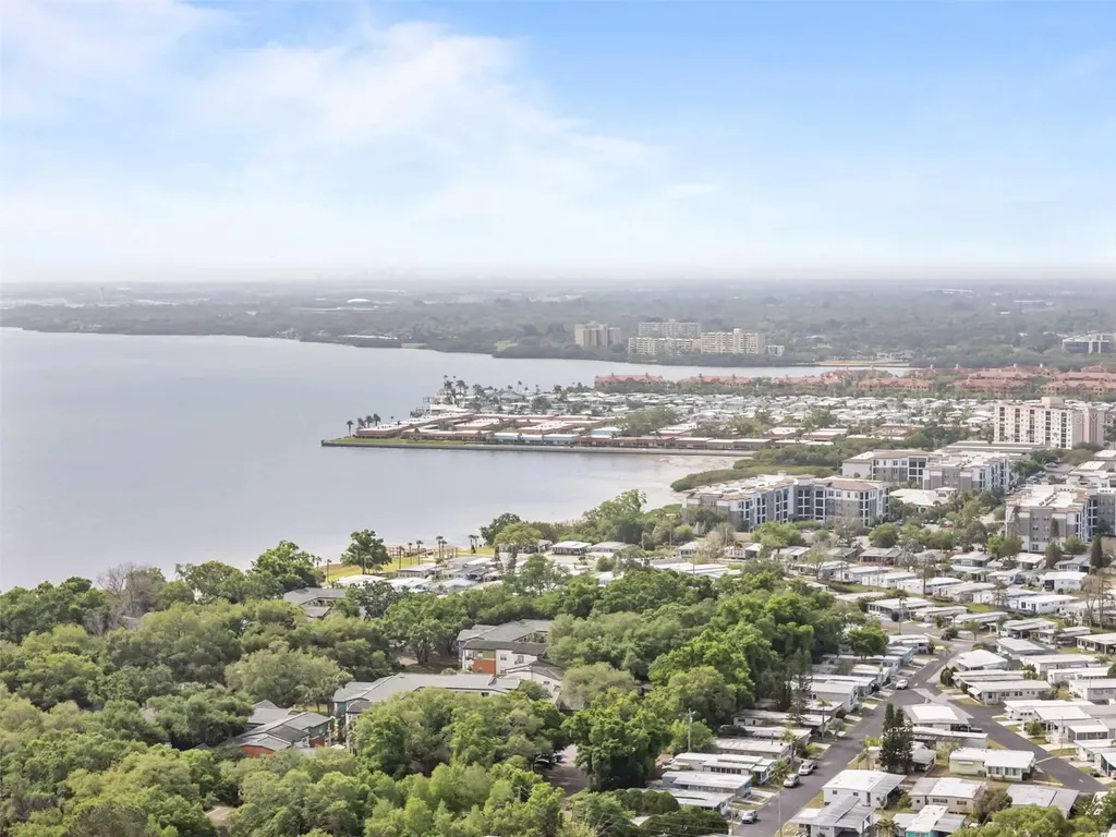 1009 Pearce Drive Clearwater FL 33764