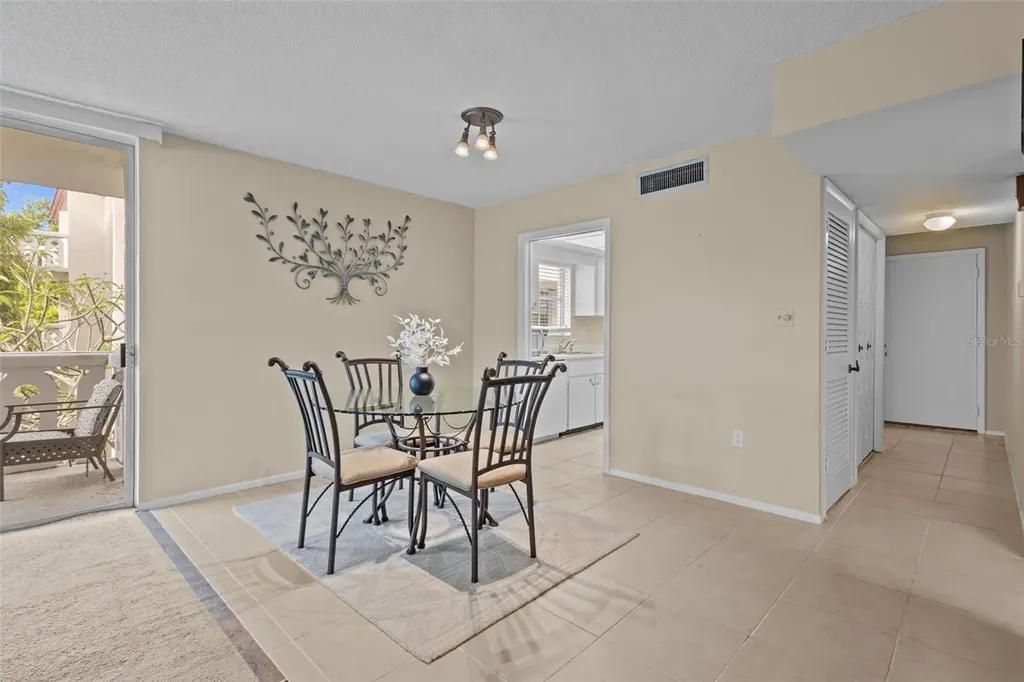 1009 Pearce Drive Clearwater FL 33764