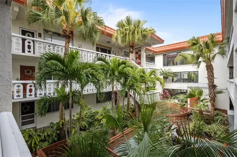 1009 Pearce Drive Clearwater FL 33764