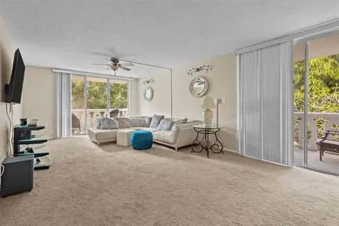1009 Pearce Drive Clearwater FL 33764