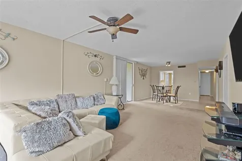 1009 Pearce Drive Clearwater FL 33764