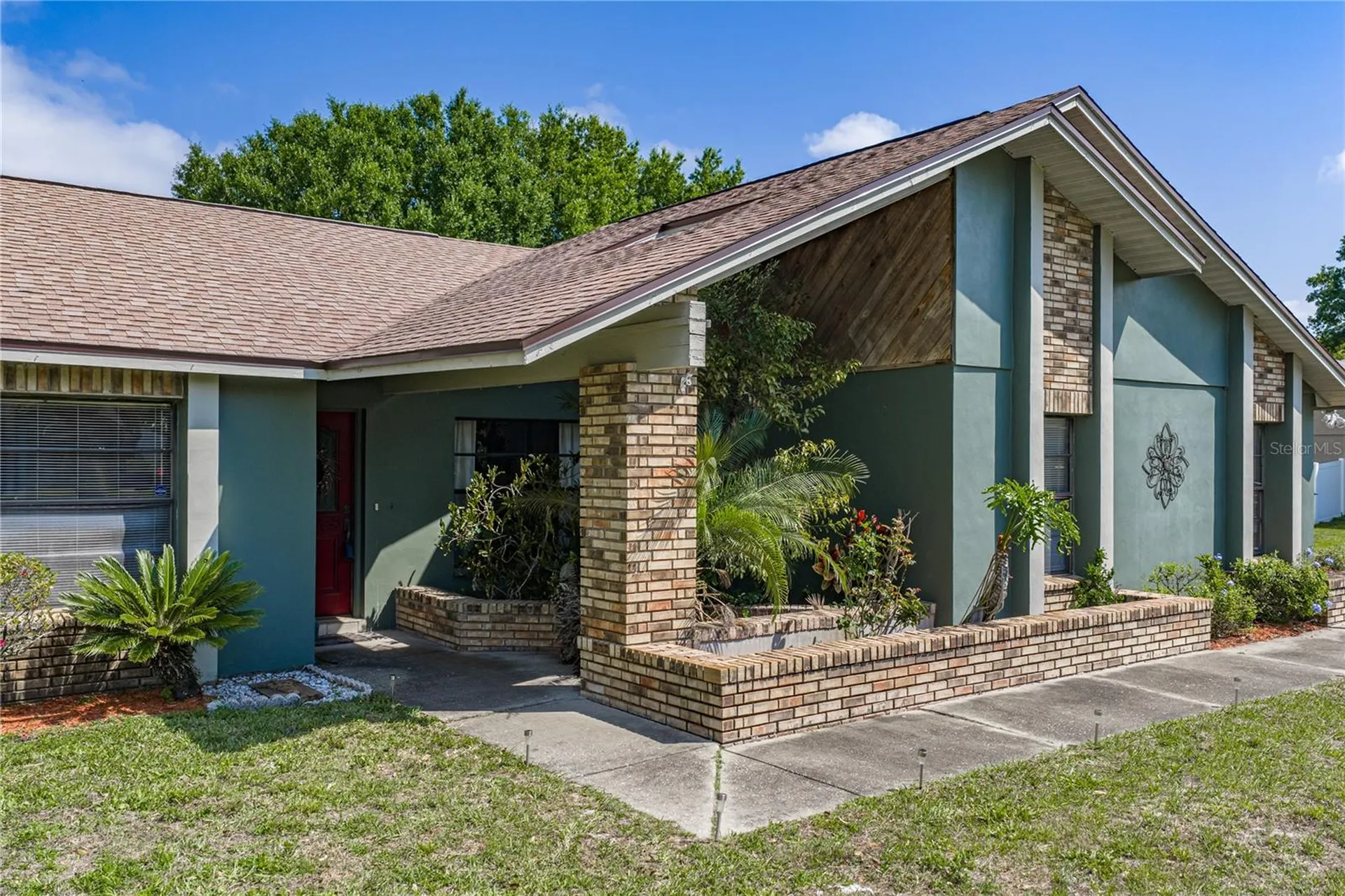 25317 Tradewinds Drive Land O Lakes FL 34639