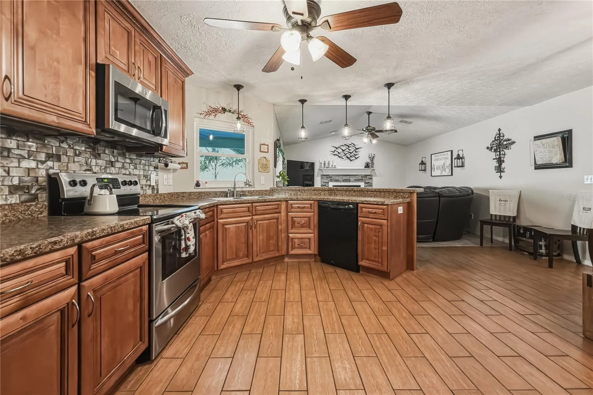 25317 Tradewinds Drive Land O Lakes FL 34639