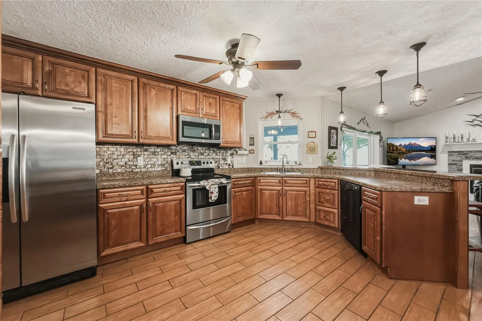 25317 Tradewinds Drive Land O Lakes FL 34639