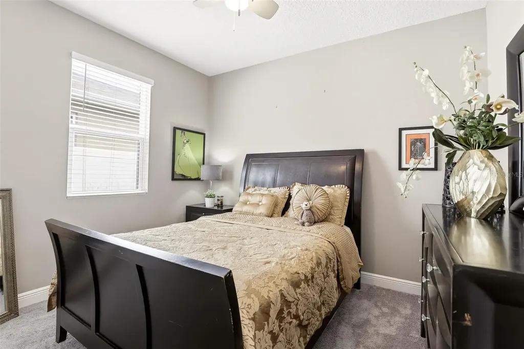 5256 Meadow Song Drive Okahumpka FL 34762