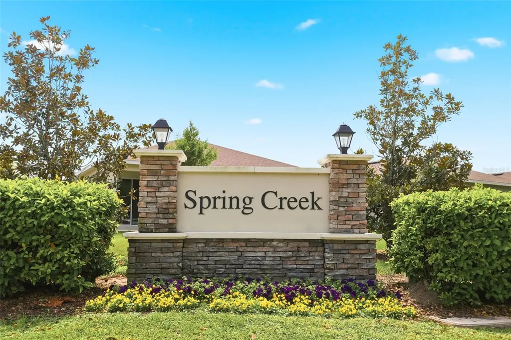 5256 Meadow Song Drive Okahumpka FL 34762