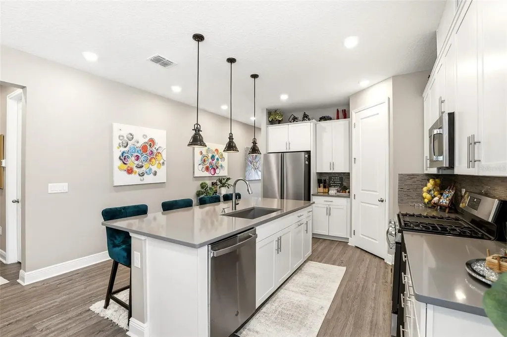 5256 Meadow Song Drive Okahumpka FL 34762