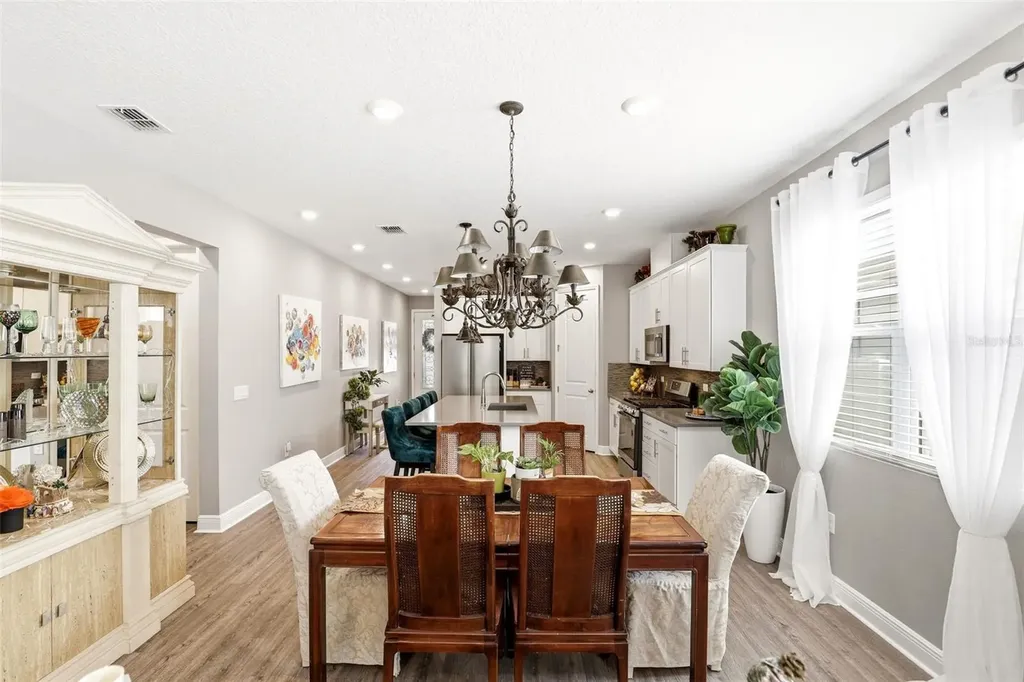 5256 Meadow Song Drive Okahumpka FL 34762