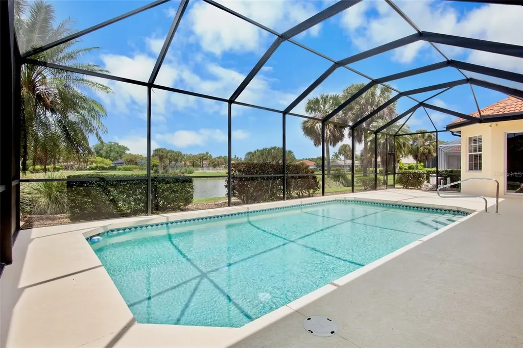 4975 Sabal Lake Circle Sarasota FL 34238