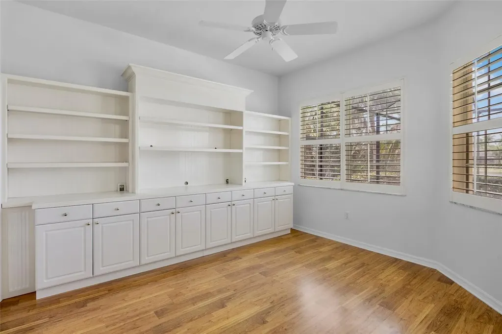 4975 Sabal Lake Circle Sarasota FL 34238