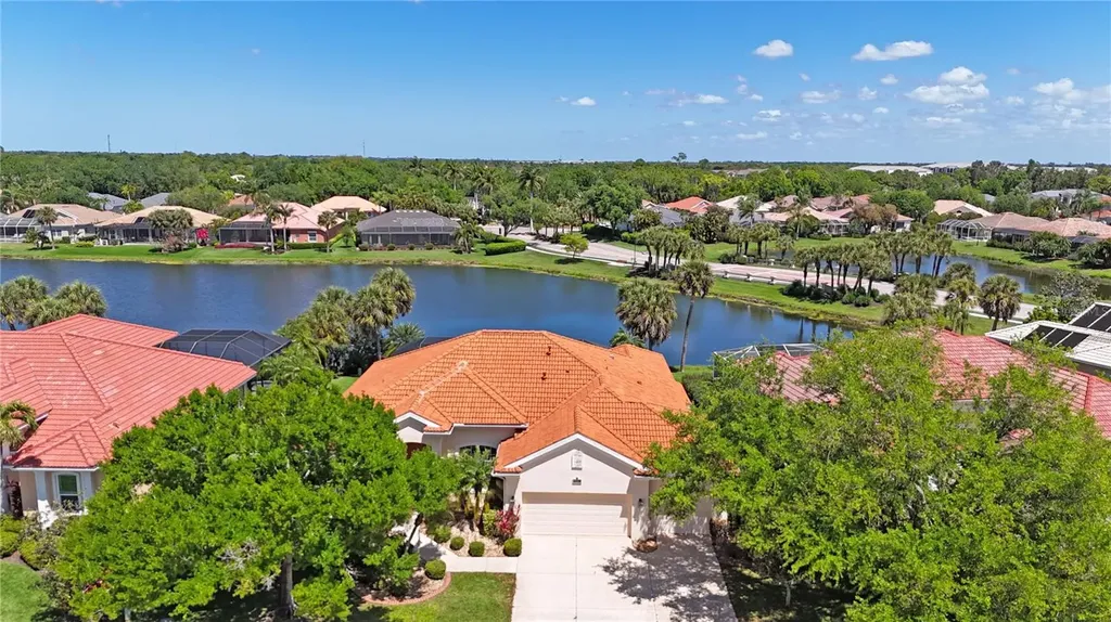 4975 Sabal Lake Circle Sarasota FL 34238