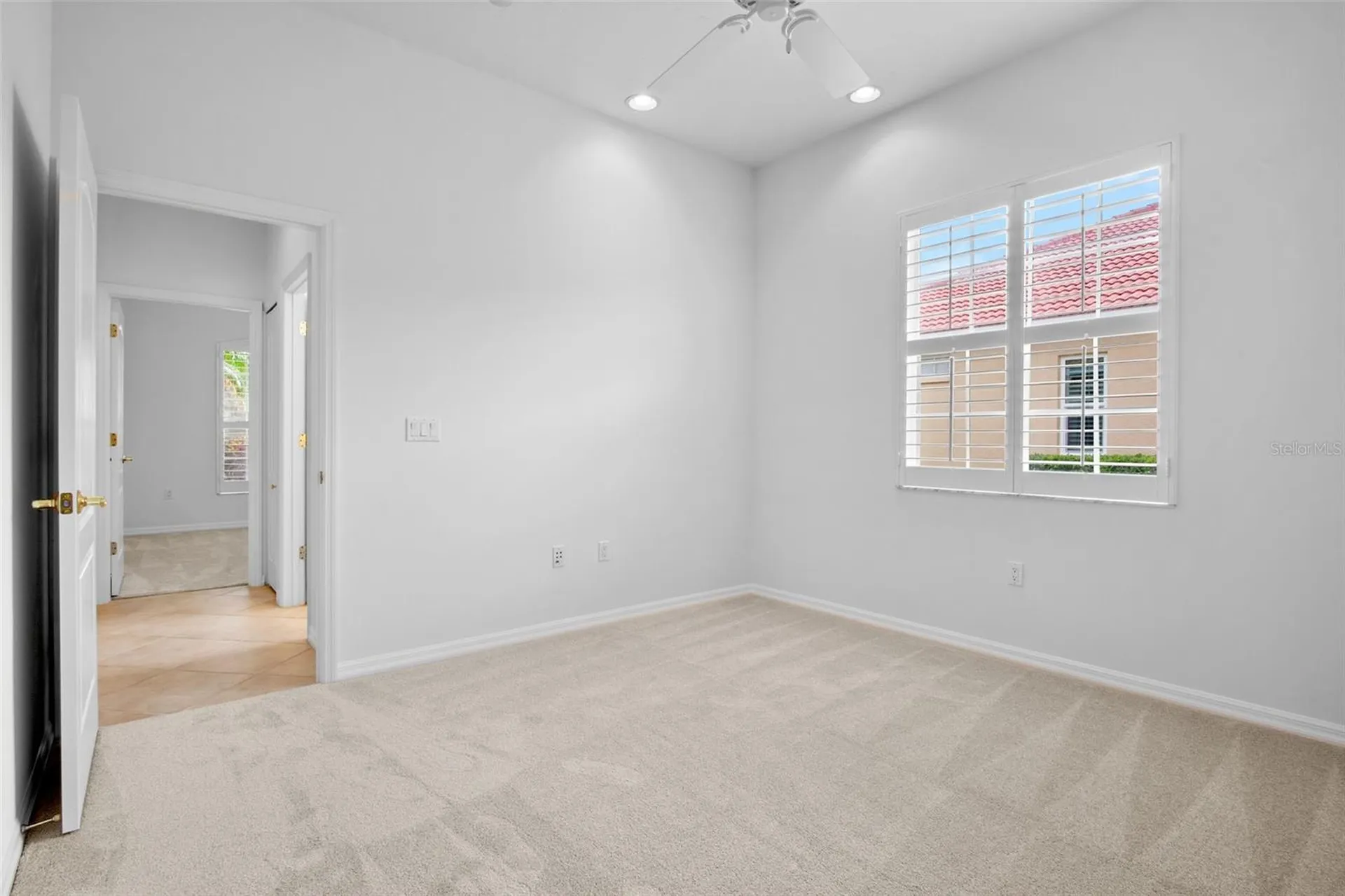 4975 Sabal Lake Circle Sarasota FL 34238