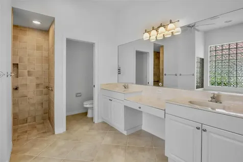 4975 Sabal Lake Circle Sarasota FL 34238