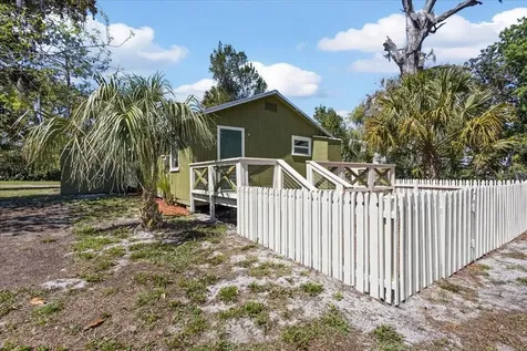102 NE 138th Street Cross City FL 32628