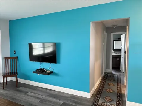 2217 Hopkins Drive W Bradenton FL 34207