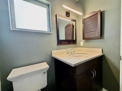 2217 Hopkins Drive W Bradenton FL 34207