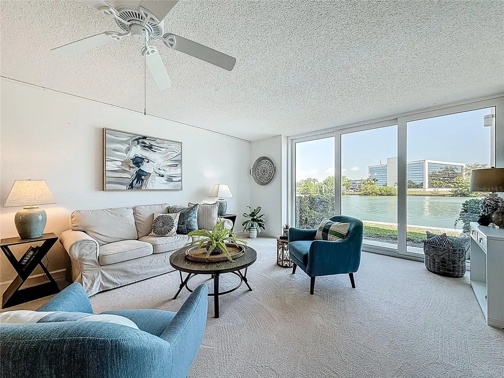 7425 Bay Island Drive S South Pasadena FL 33707