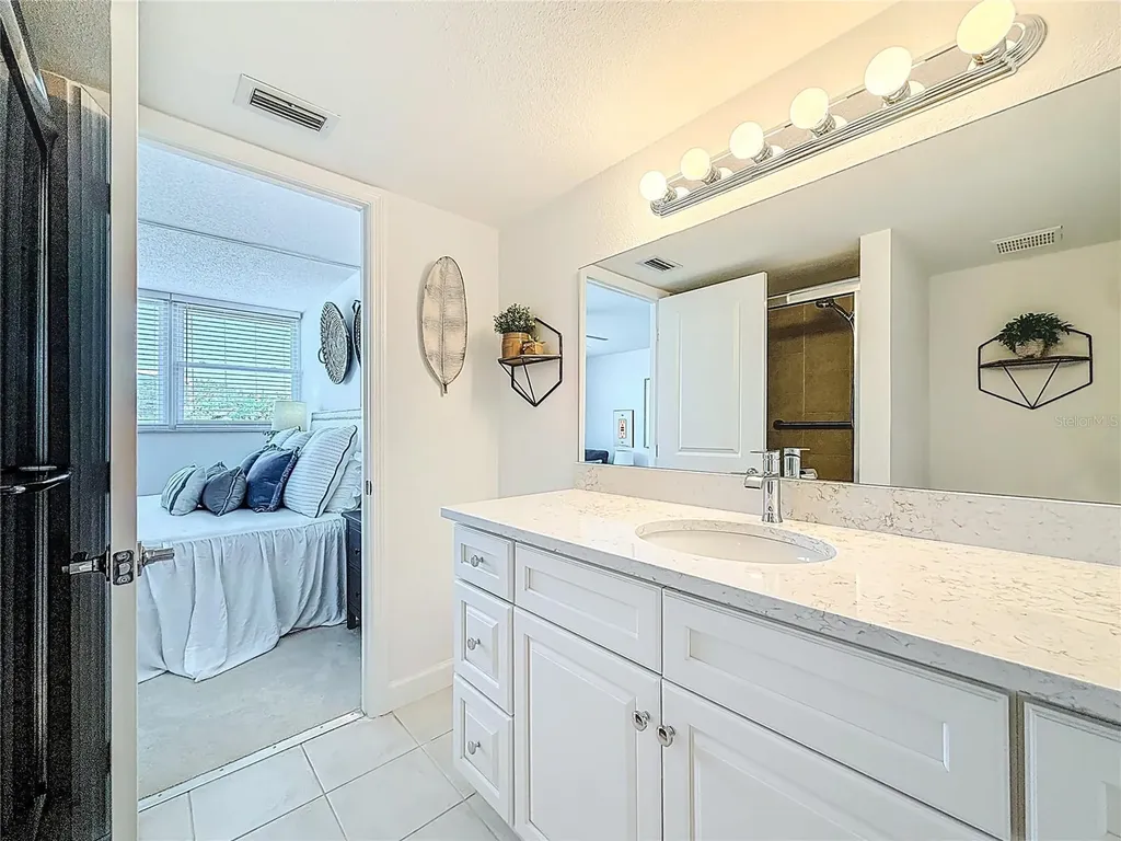 7425 Bay Island Drive S South Pasadena FL 33707
