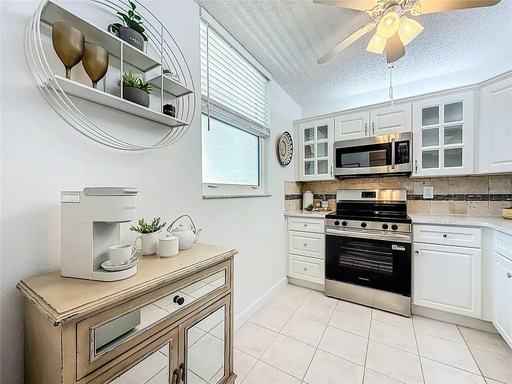 7425 Bay Island Drive S South Pasadena FL 33707