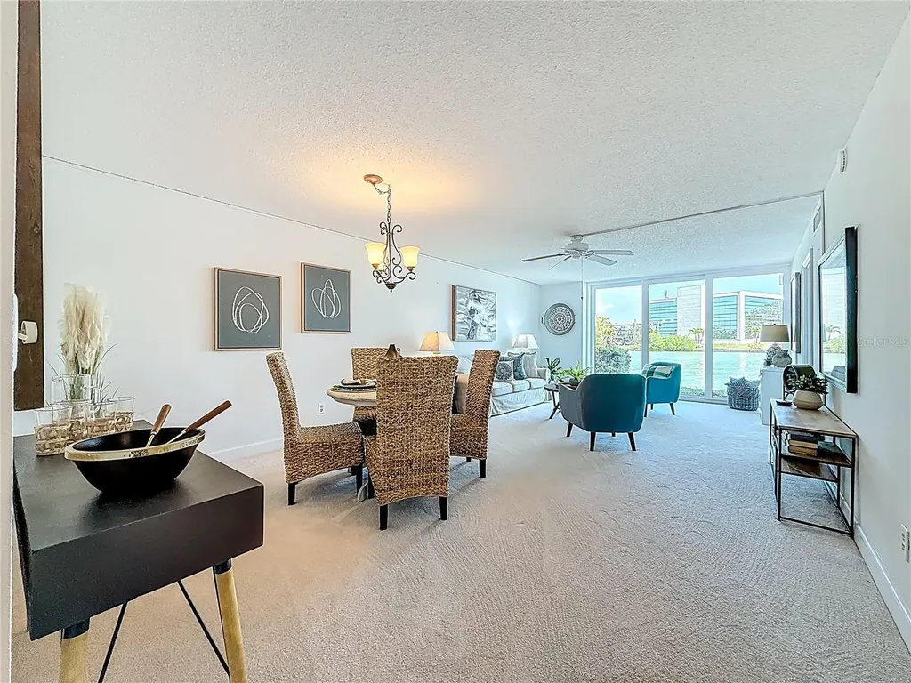 7425 Bay Island Drive S South Pasadena FL 33707