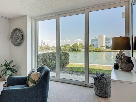 7425 Bay Island Drive S South Pasadena FL 33707