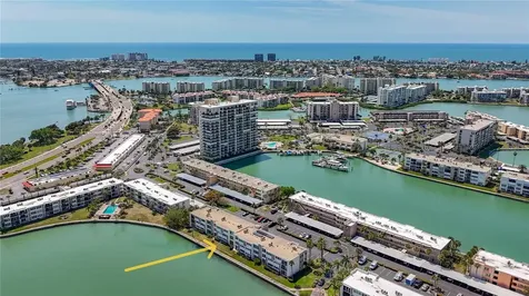 7425 Bay Island Drive S South Pasadena FL 33707