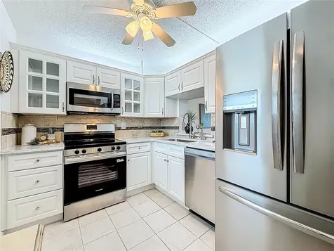 7425 Bay Island Drive S South Pasadena FL 33707