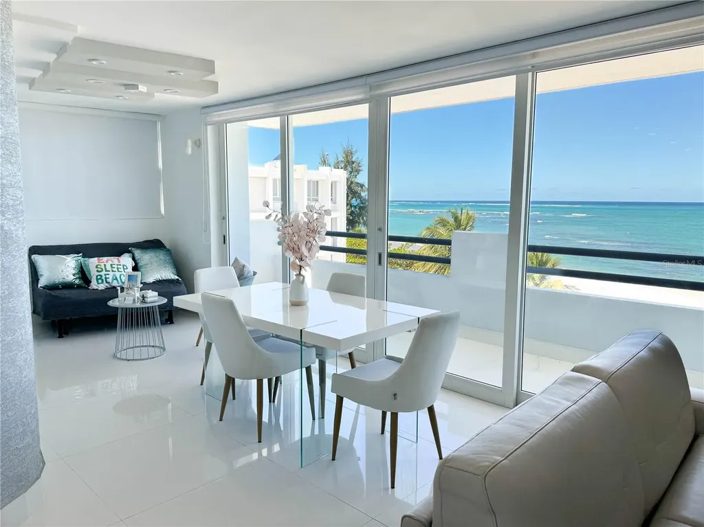 7043 Horizonte Street Playa Dorada Carolina PR 00979