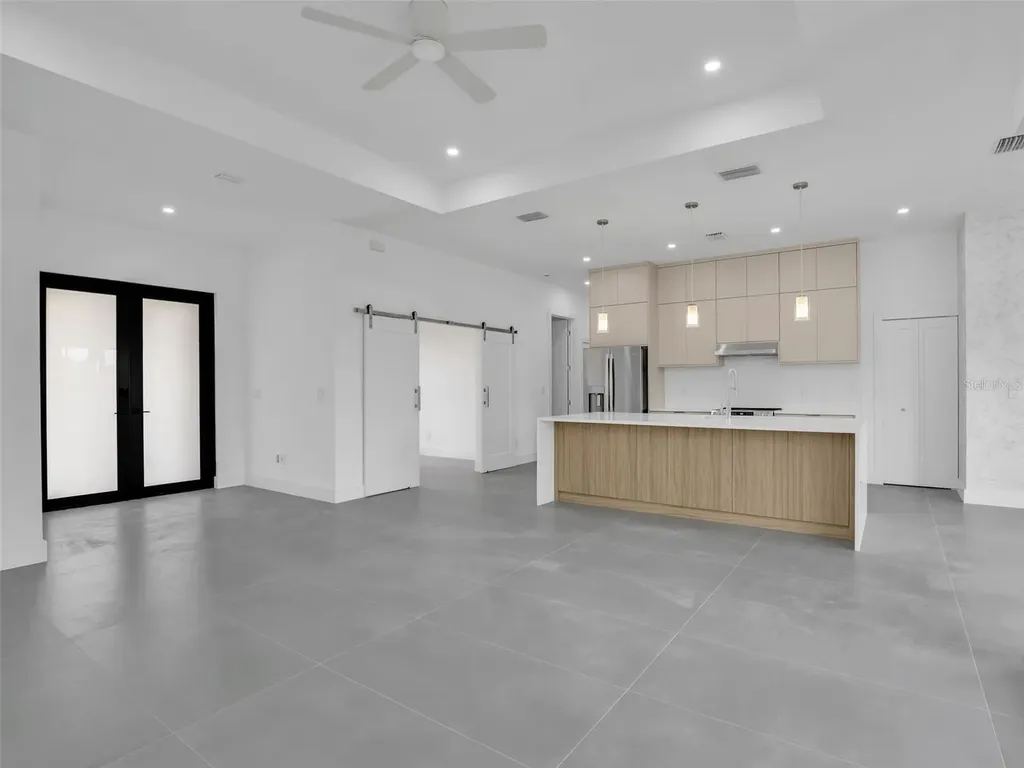 11153 Carnegie Avenue Englewood FL 34224