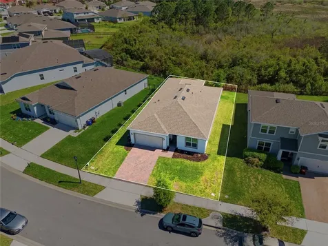 2398 Nuthatch Street St Cloud FL 34771