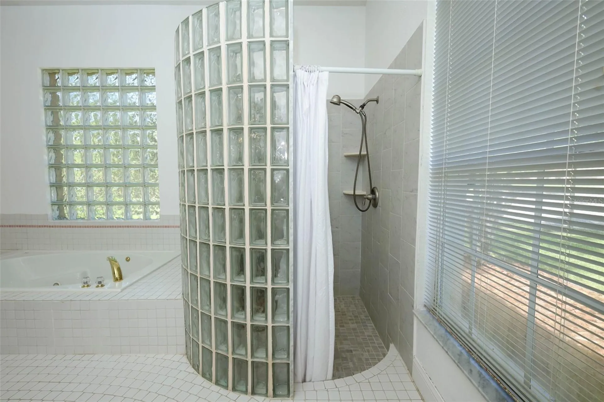 206 Winding Oaks Lane Oviedo FL 32765