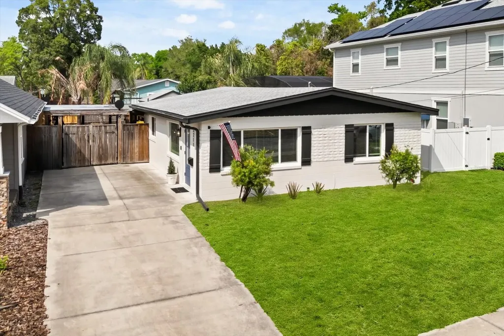 2211 Oregon Street Orlando FL 32803